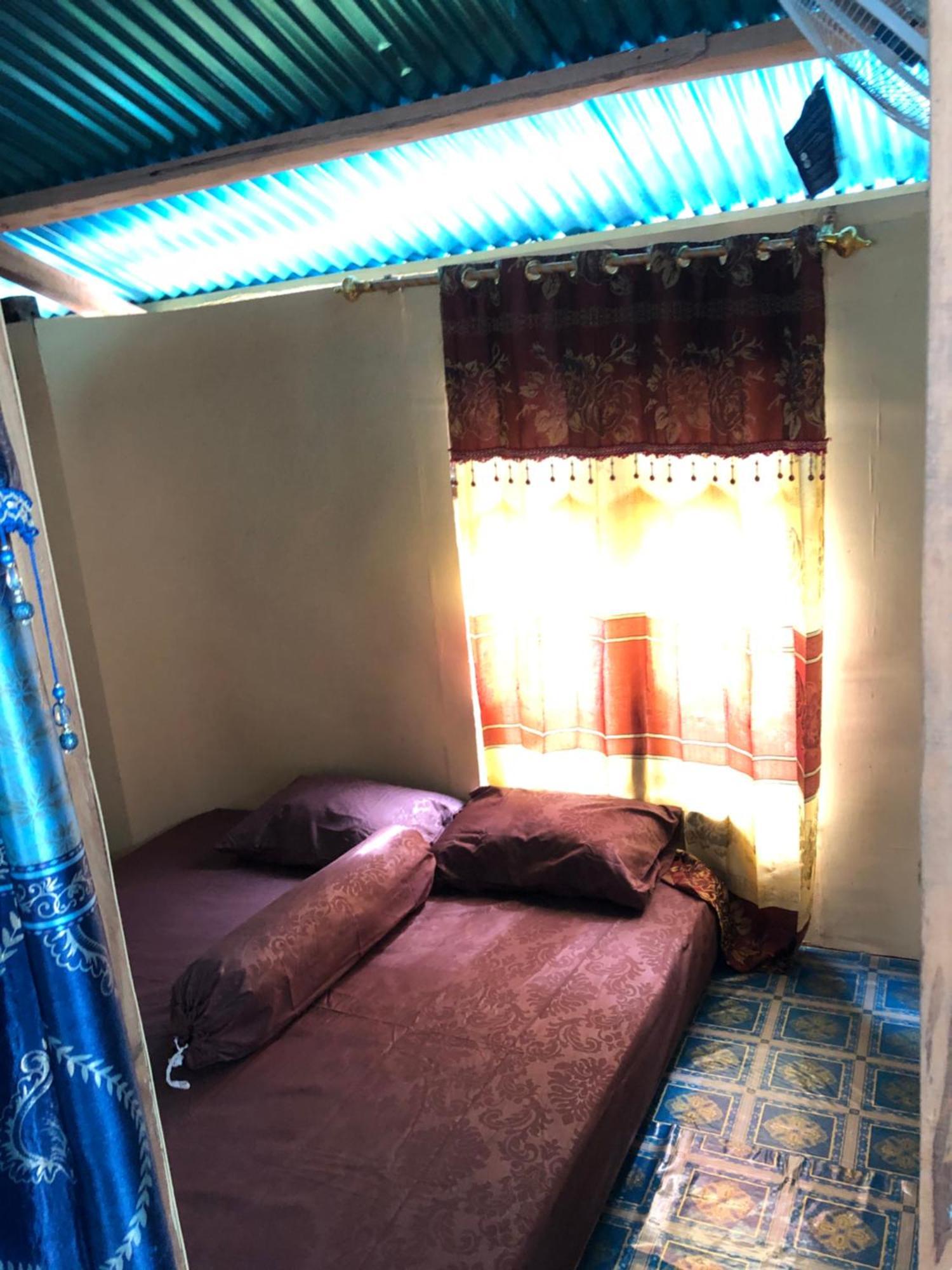 Dua Putri Komodo Homestay Eksteriør billede